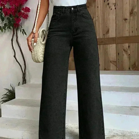 Black Casual Women's Solid Wide Leg Jeans - Picture 2 of 5